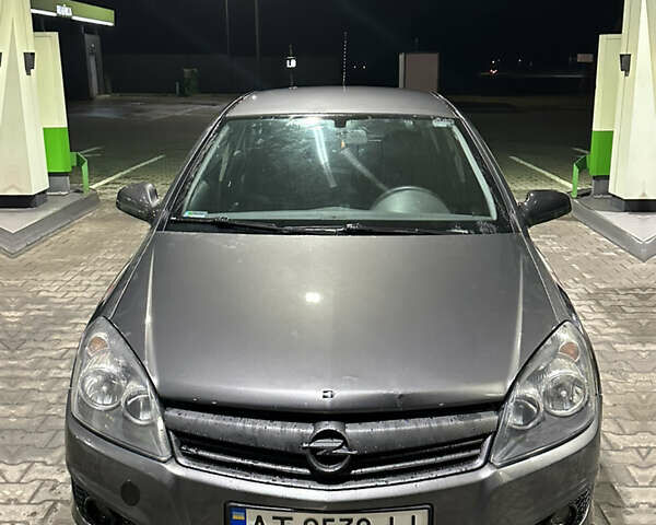 Серый Опель Астра, объемом двигателя 1.25 л и пробегом 303 тыс. км за 3500 $, фото 11 на Automoto.ua