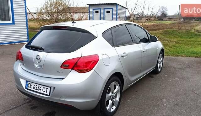 Сірий Опель Астра, об'ємом двигуна 1.7 л та пробігом 244 тис. км за 6650 $, фото 3 на Automoto.ua
