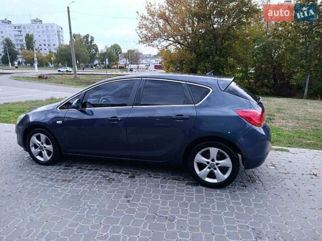 Сірий Опель Астра, об'ємом двигуна 1.7 л та пробігом 286 тис. км за 5300 $, фото 10 на Automoto.ua