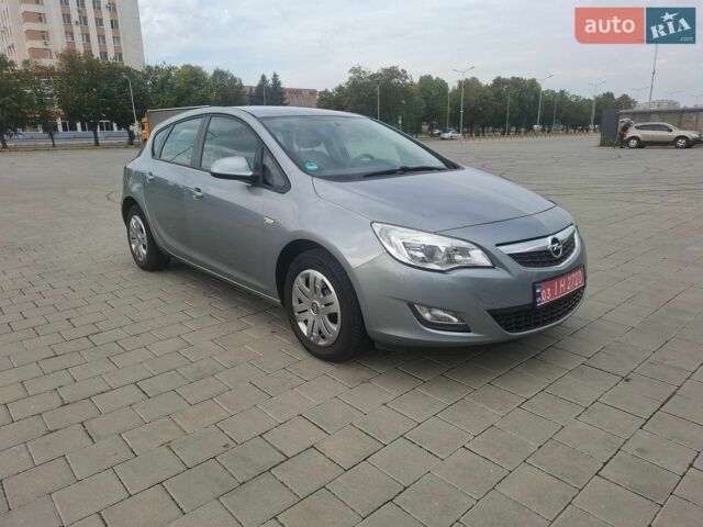 Сірий Опель Астра, об'ємом двигуна 1.6 л та пробігом 172 тис. км за 6300 $, фото 1 на Automoto.ua