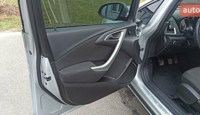 Сірий Опель Астра, об'ємом двигуна 1.7 л та пробігом 244 тис. км за 6650 $, фото 4 на Automoto.ua