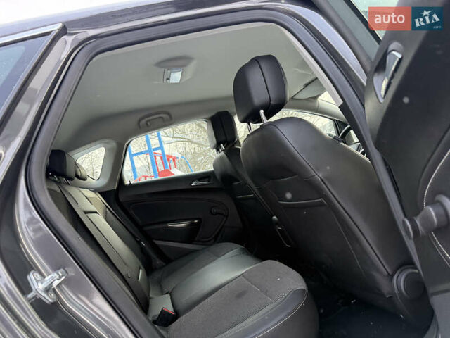 Серый Опель Астра, объемом двигателя 1.6 л и пробегом 196 тыс. км за 7999 $, фото 33 на Automoto.ua