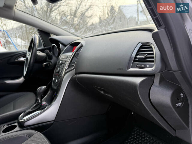 Серый Опель Астра, объемом двигателя 1.6 л и пробегом 196 тыс. км за 7999 $, фото 28 на Automoto.ua