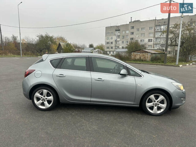 Опель Астра 2010 в Житомире на Automoto.ua Серый Опель Астра, объемом двигателя 1.7 л и пробегом 250 тыс. км за 7350 $, фото 3 на Automoto.ua