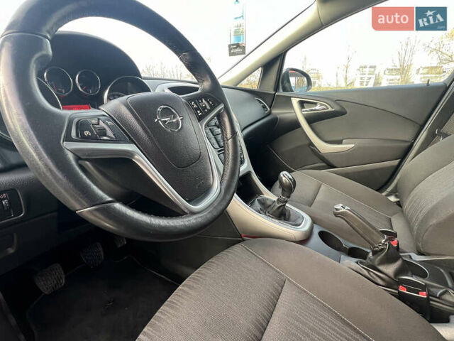 Серый Опель Астра, объемом двигателя 0 л и пробегом 171 тыс. км за 7500 $, фото 43 на Automoto.ua