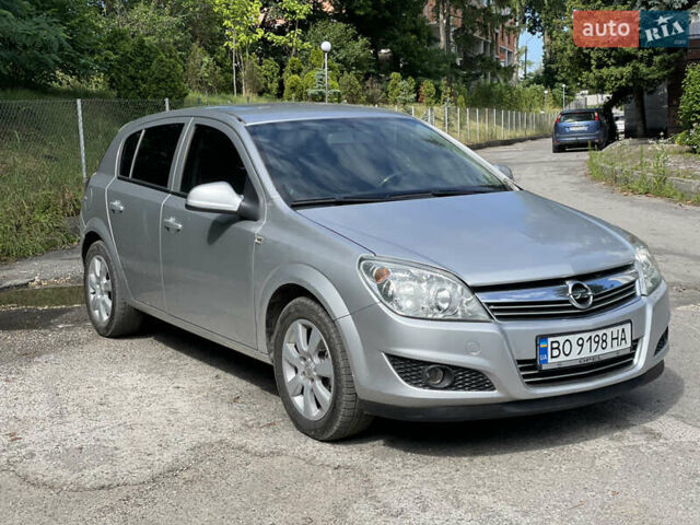 Сірий Опель Астра, об'ємом двигуна 1.6 л та пробігом 148 тис. км за 6450 $, фото 2 на Automoto.ua