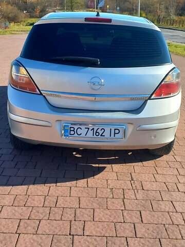 Сірий Опель Астра, об'ємом двигуна 1.7 л та пробігом 311 тис. км за 4900 $, фото 9 на Automoto.ua