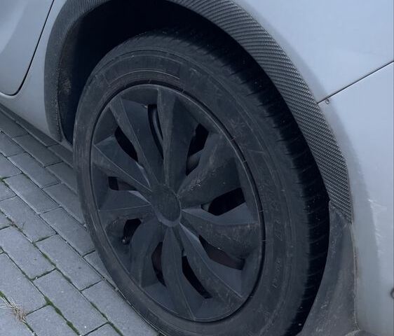 Серый Опель Астра, объемом двигателя 1.6 л и пробегом 290 тыс. км за 6000 $, фото 12 на Automoto.ua