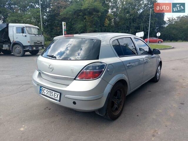Сірий Опель Астра, об'ємом двигуна 1.4 л та пробігом 209 тис. км за 4800 $, фото 5 на Automoto.ua