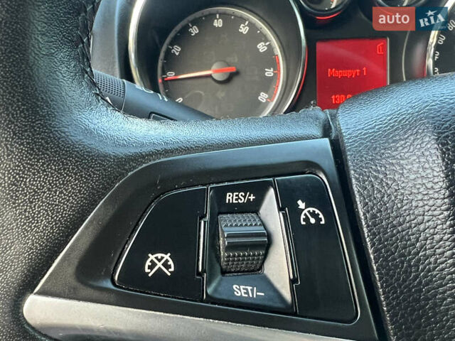 Серый Опель Астра, объемом двигателя 0 л и пробегом 171 тыс. км за 7500 $, фото 74 на Automoto.ua