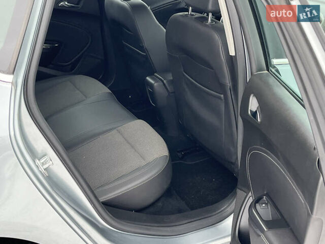 Серый Опель Астра, объемом двигателя 1.6 л и пробегом 173 тыс. км за 7300 $, фото 21 на Automoto.ua