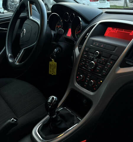 Сірий Опель Астра, об'ємом двигуна 1.4 л та пробігом 259 тис. км за 5950 $, фото 8 на Automoto.ua