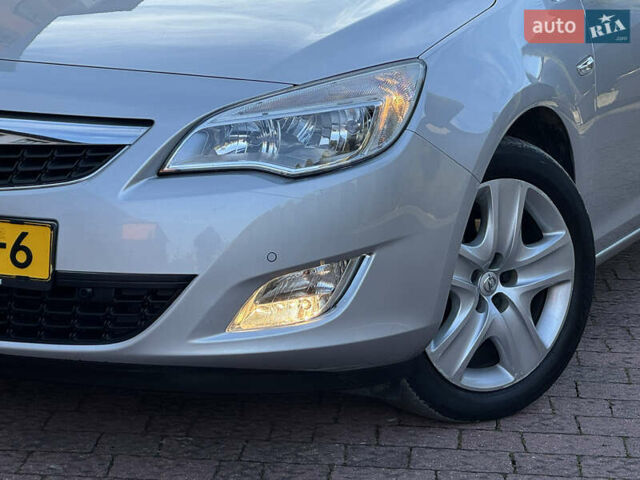 Сірий Опель Астра, об'ємом двигуна 1.4 л та пробігом 239 тис. км за 5999 $, фото 9 на Automoto.ua