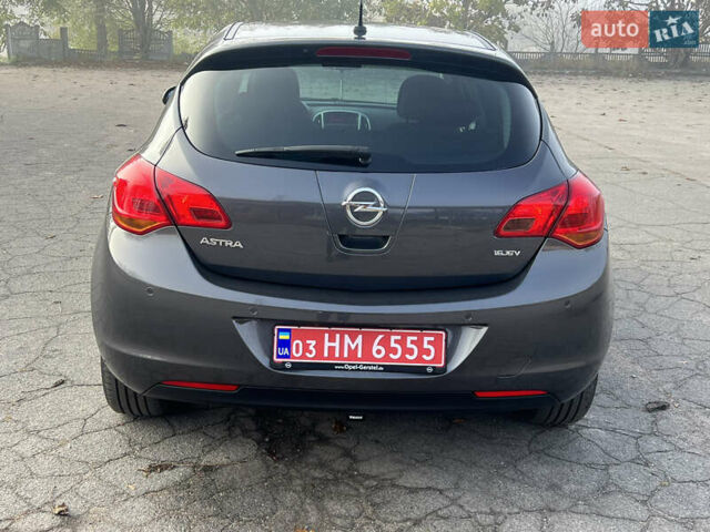 Серый Опель Астра, объемом двигателя 0 л и пробегом 171 тыс. км за 7500 $, фото 54 на Automoto.ua
