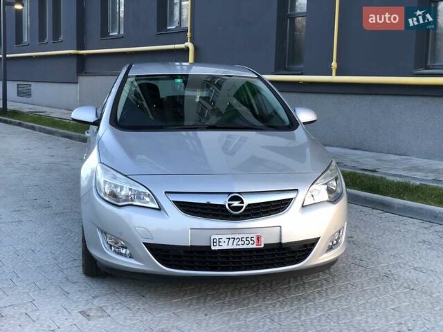 Сірий Опель Астра, об'ємом двигуна 1.6 л та пробігом 135 тис. км за 8700 $, фото 5 на Automoto.ua