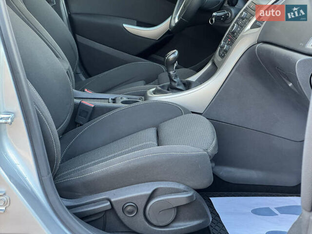 Сірий Опель Астра, об'ємом двигуна 1.4 л та пробігом 239 тис. км за 5999 $, фото 73 на Automoto.ua