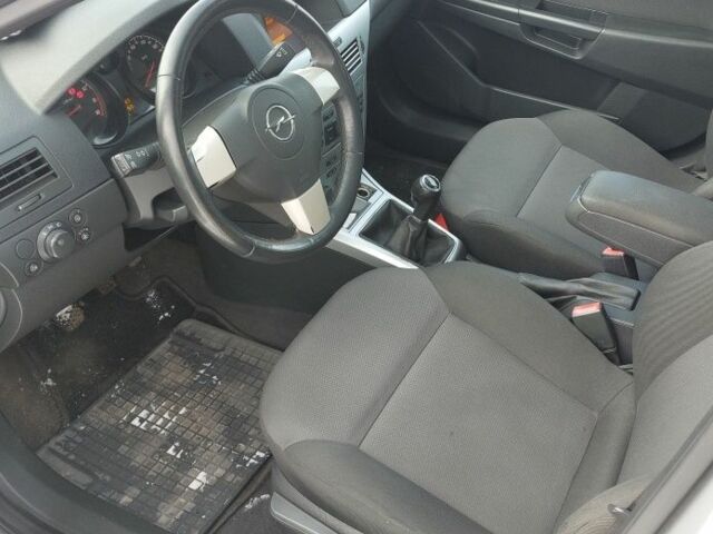 Сірий Опель Астра, об'ємом двигуна 0 л та пробігом 195 тис. км за 5500 $, фото 10 на Automoto.ua