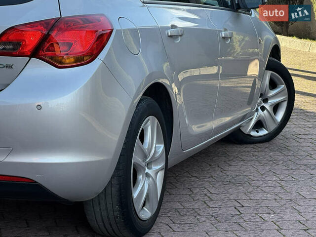 Сірий Опель Астра, об'ємом двигуна 1.4 л та пробігом 239 тис. км за 5999 $, фото 53 на Automoto.ua