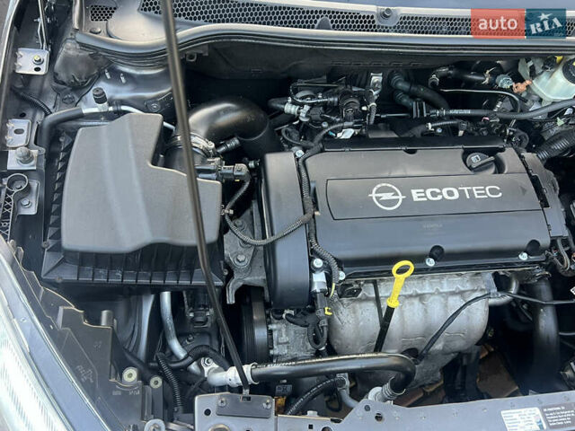 Серый Опель Астра, объемом двигателя 0 л и пробегом 171 тыс. км за 7500 $, фото 113 на Automoto.ua