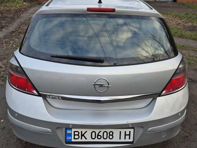 Сірий Опель Астра, об'ємом двигуна 1.6 л та пробігом 135 тис. км за 6200 $, фото 6 на Automoto.ua