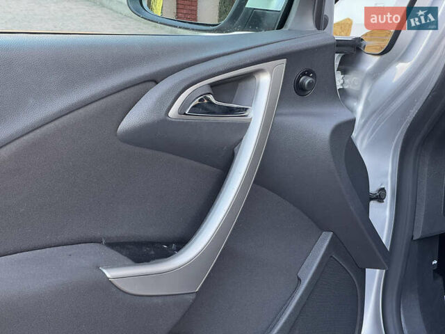 Сірий Опель Астра, об'ємом двигуна 1.4 л та пробігом 239 тис. км за 5999 $, фото 91 на Automoto.ua