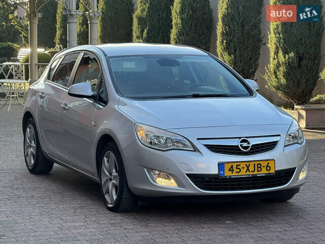 Сірий Опель Астра, об'ємом двигуна 1.4 л та пробігом 239 тис. км за 5999 $, фото 63 на Automoto.ua