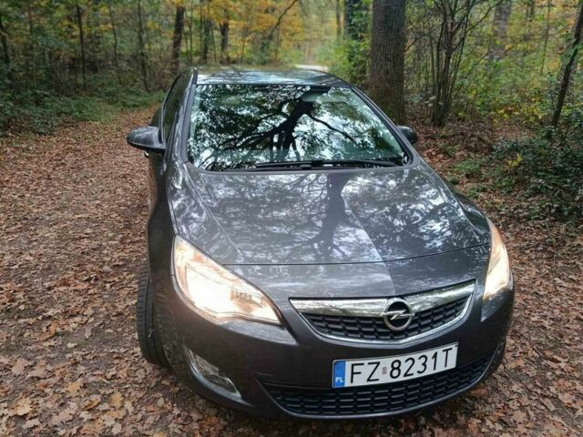 Сірий Опель Астра, об'ємом двигуна 1.3 л та пробігом 250 тис. км за 6463 $, фото 1 на Automoto.ua