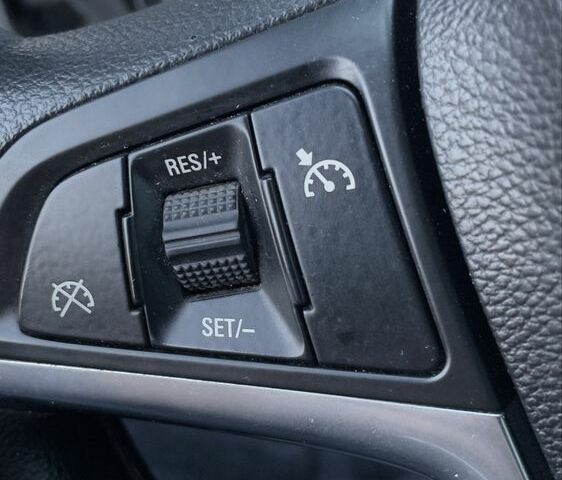 Серый Опель Астра, объемом двигателя 1.6 л и пробегом 290 тыс. км за 6000 $, фото 23 на Automoto.ua