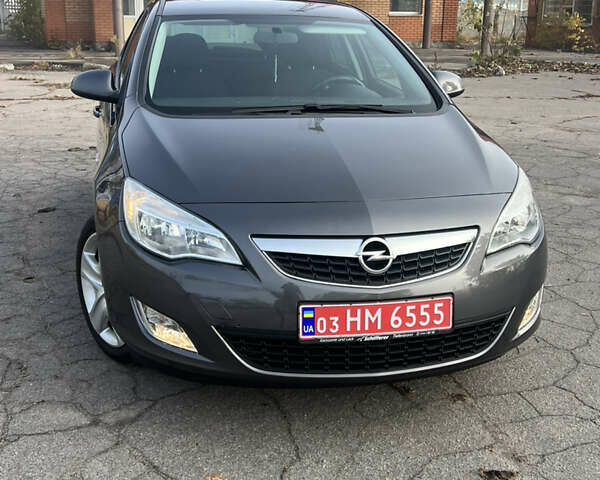 Серый Опель Астра, объемом двигателя 0 л и пробегом 171 тыс. км за 7500 $, фото 49 на Automoto.ua