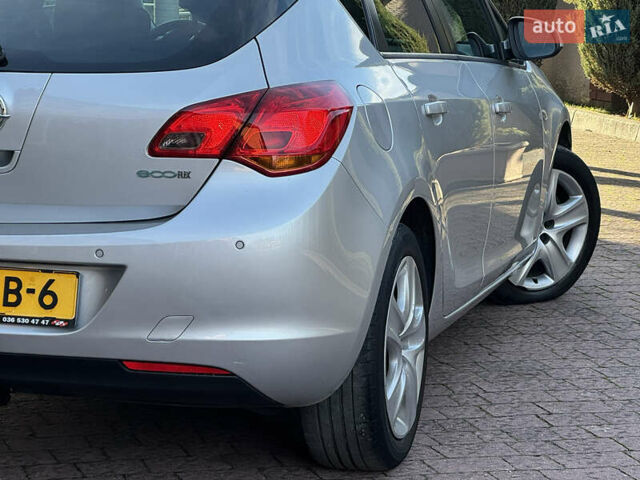 Сірий Опель Астра, об'ємом двигуна 1.4 л та пробігом 239 тис. км за 5999 $, фото 52 на Automoto.ua