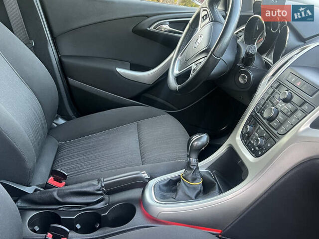 Серый Опель Астра, объемом двигателя 0 л и пробегом 171 тыс. км за 7500 $, фото 130 на Automoto.ua