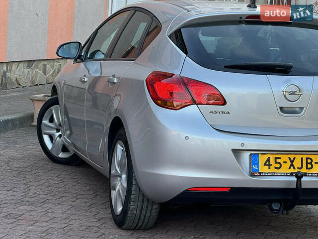 Сірий Опель Астра, об'ємом двигуна 1.4 л та пробігом 239 тис. км за 5999 $, фото 38 на Automoto.ua