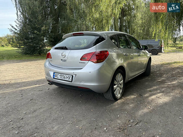 Серый Опель Астра, объемом двигателя 1.6 л и пробегом 228 тыс. км за 8290 $, фото 5 на Automoto.ua