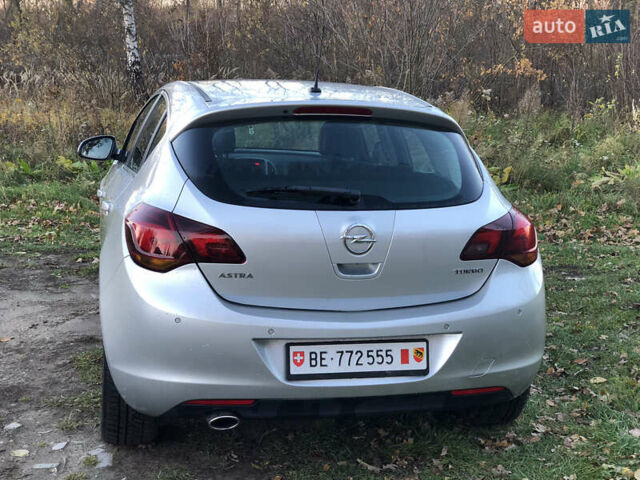 Сірий Опель Астра, об'ємом двигуна 1.6 л та пробігом 135 тис. км за 8650 $, фото 33 на Automoto.ua