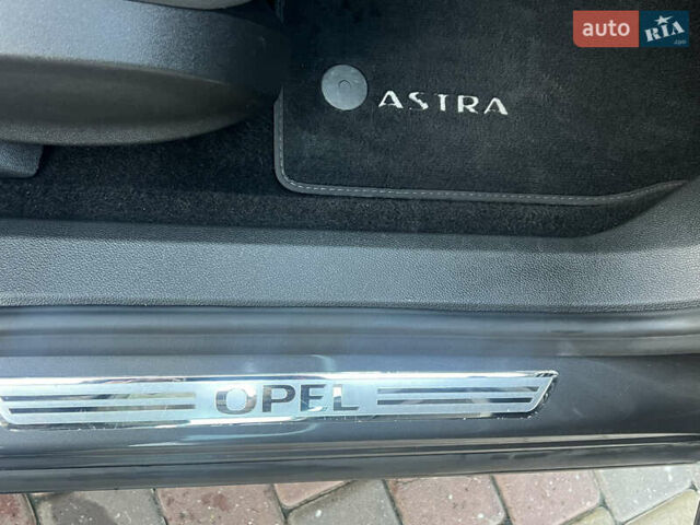 Серый Опель Астра, объемом двигателя 0 л и пробегом 171 тыс. км за 7500 $, фото 127 на Automoto.ua