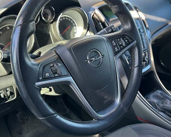 Серый Опель Астра, объемом двигателя 2 л и пробегом 213 тыс. км за 7500 $, фото 17 на Automoto.ua