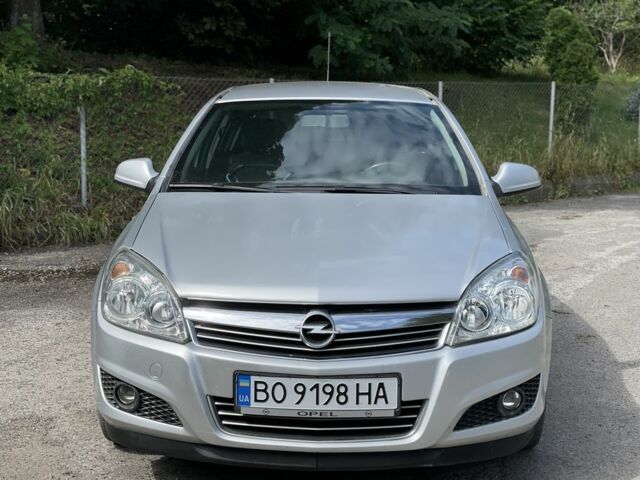 Серый Опель Астра, объемом двигателя 1.6 л и пробегом 148 тыс. км за 6200 $, фото 1 на Automoto.ua