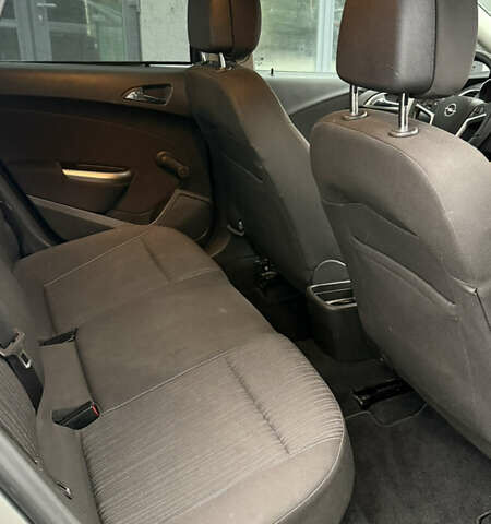 Серый Опель Астра, объемом двигателя 1.4 л и пробегом 259 тыс. км за 6400 $, фото 14 на Automoto.ua