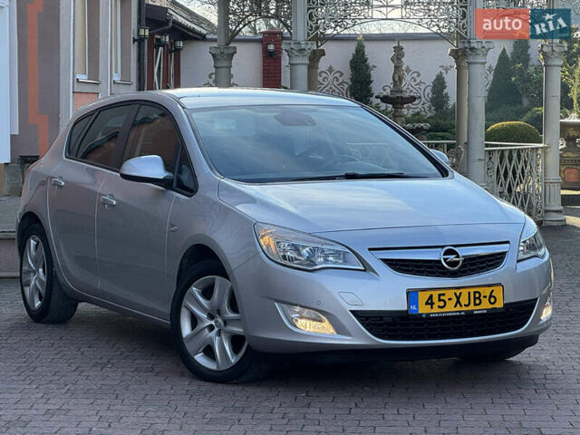 Сірий Опель Астра, об'ємом двигуна 1.4 л та пробігом 239 тис. км за 5999 $, фото 16 на Automoto.ua