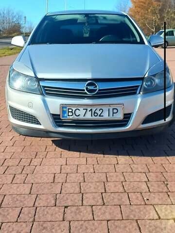 Сірий Опель Астра, об'ємом двигуна 1.7 л та пробігом 311 тис. км за 4900 $, фото 5 на Automoto.ua