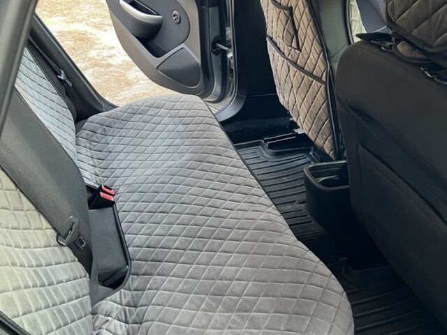 Серый Опель Астра, объемом двигателя 1.2 л и пробегом 295 тыс. км за 6200 $, фото 7 на Automoto.ua