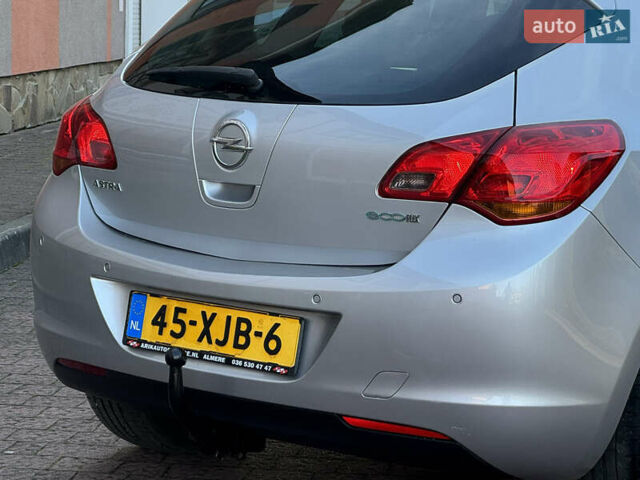 Сірий Опель Астра, об'ємом двигуна 1.4 л та пробігом 239 тис. км за 5999 $, фото 51 на Automoto.ua