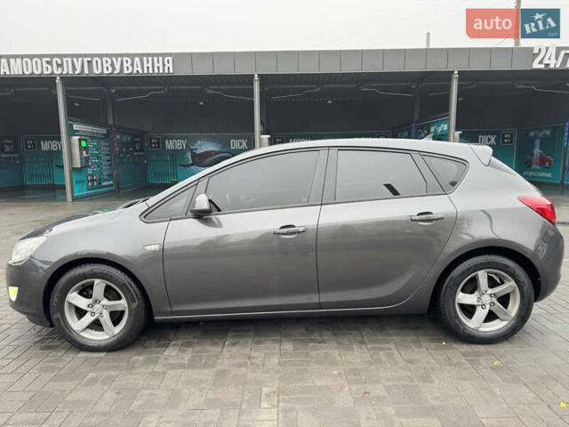 Сірий Опель Астра, об'ємом двигуна 1.3 л та пробігом 221 тис. км за 6200 $, фото 18 на Automoto.ua