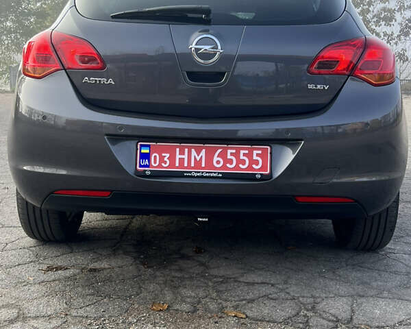 Серый Опель Астра, объемом двигателя 0 л и пробегом 171 тыс. км за 7500 $, фото 53 на Automoto.ua