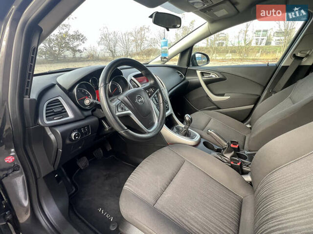 Серый Опель Астра, объемом двигателя 0 л и пробегом 171 тыс. км за 7500 $, фото 46 на Automoto.ua