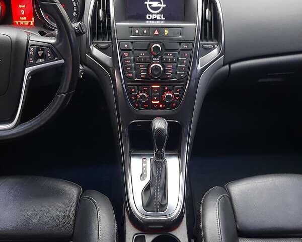 Серый Опель Астра, объемом двигателя 1.6 л и пробегом 160 тыс. км за 9000 $, фото 10 на Automoto.ua