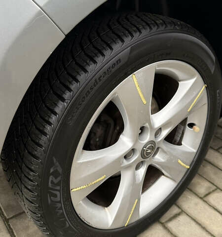 Серый Опель Астра, объемом двигателя 1.4 л и пробегом 259 тыс. км за 6400 $, фото 19 на Automoto.ua