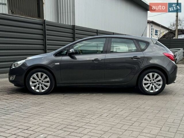 Сірий Опель Астра, об'ємом двигуна 1.6 л та пробігом 190 тис. км за 8999 $, фото 22 на Automoto.ua