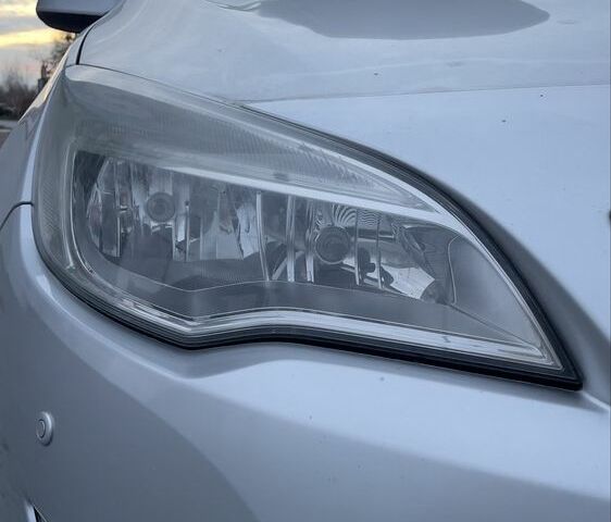 Серый Опель Астра, объемом двигателя 1.6 л и пробегом 290 тыс. км за 6000 $, фото 6 на Automoto.ua