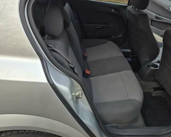 Сірий Опель Астра, об'ємом двигуна 1.6 л та пробігом 135 тис. км за 6200 $, фото 16 на Automoto.ua